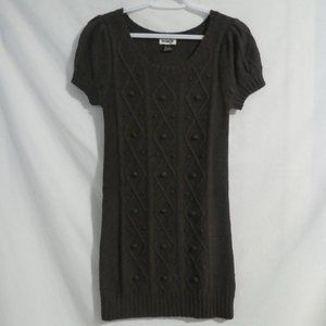 KENSIE GIRL | large | Brown Short Sleeve Sweater Dress